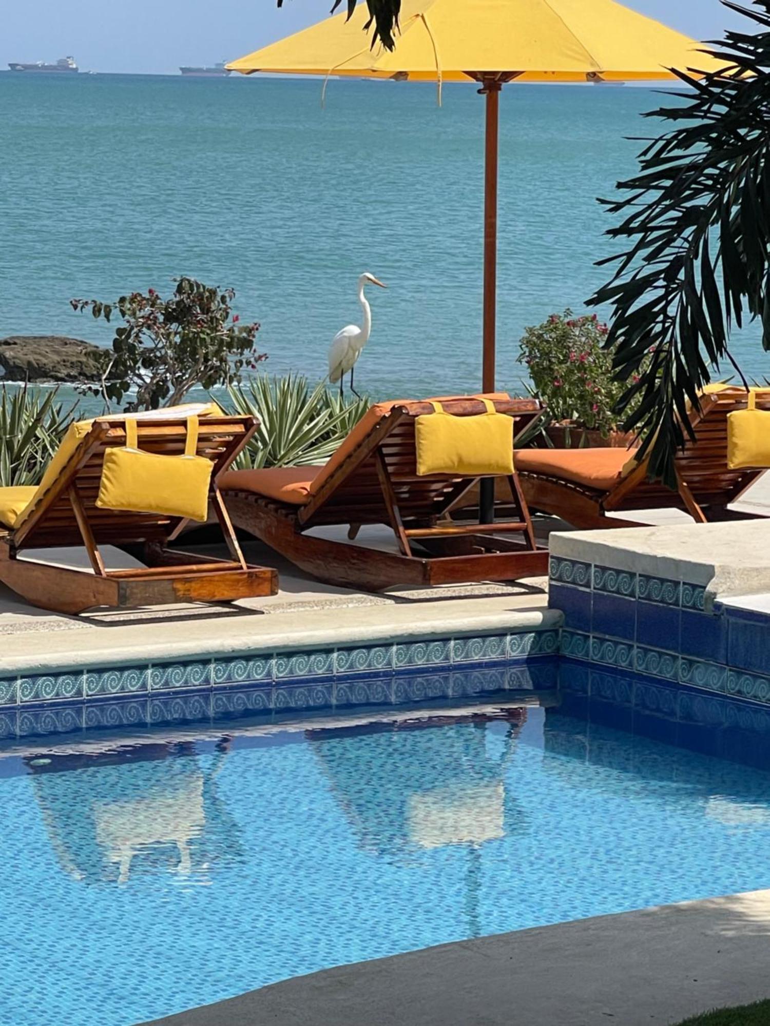 Hotel Boutique Playa Canela Ecuador Салинас Экстерьер фото