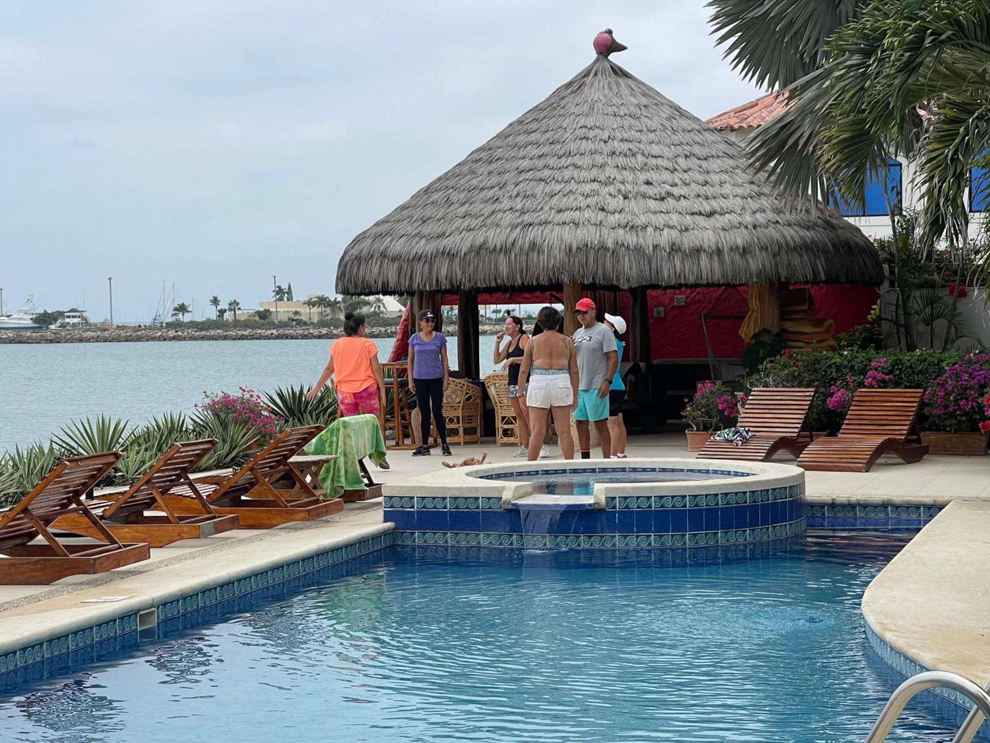 Hotel Boutique Playa Canela Ecuador Салинас Экстерьер фото